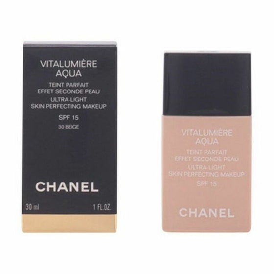 Base de Maquillaje Fluida Vitalumière Aqua Chanel