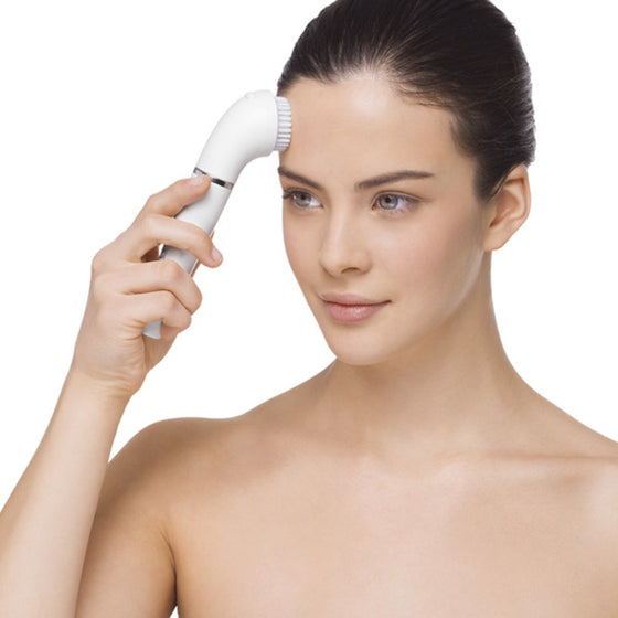 Electric Facial Cleanser/Hair Remover Braun Face 810